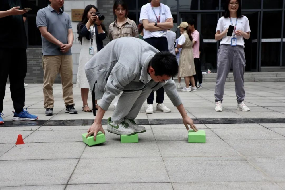 8bo8足球比分live